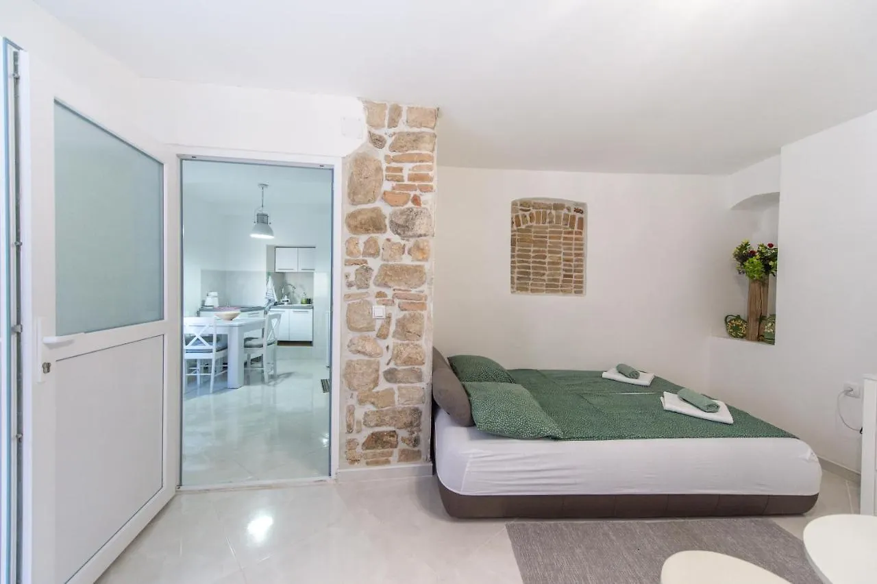 Apartmán La Casa Di Pietra Krk 0*, Krk Town
